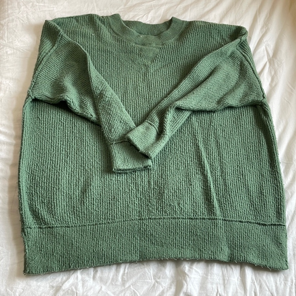 Aerie green oversized soft sweater